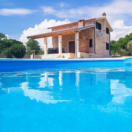 Villa Stone Pearl With Heated Swimming Pool Sveti Filip i Jakov Eksteriør billede