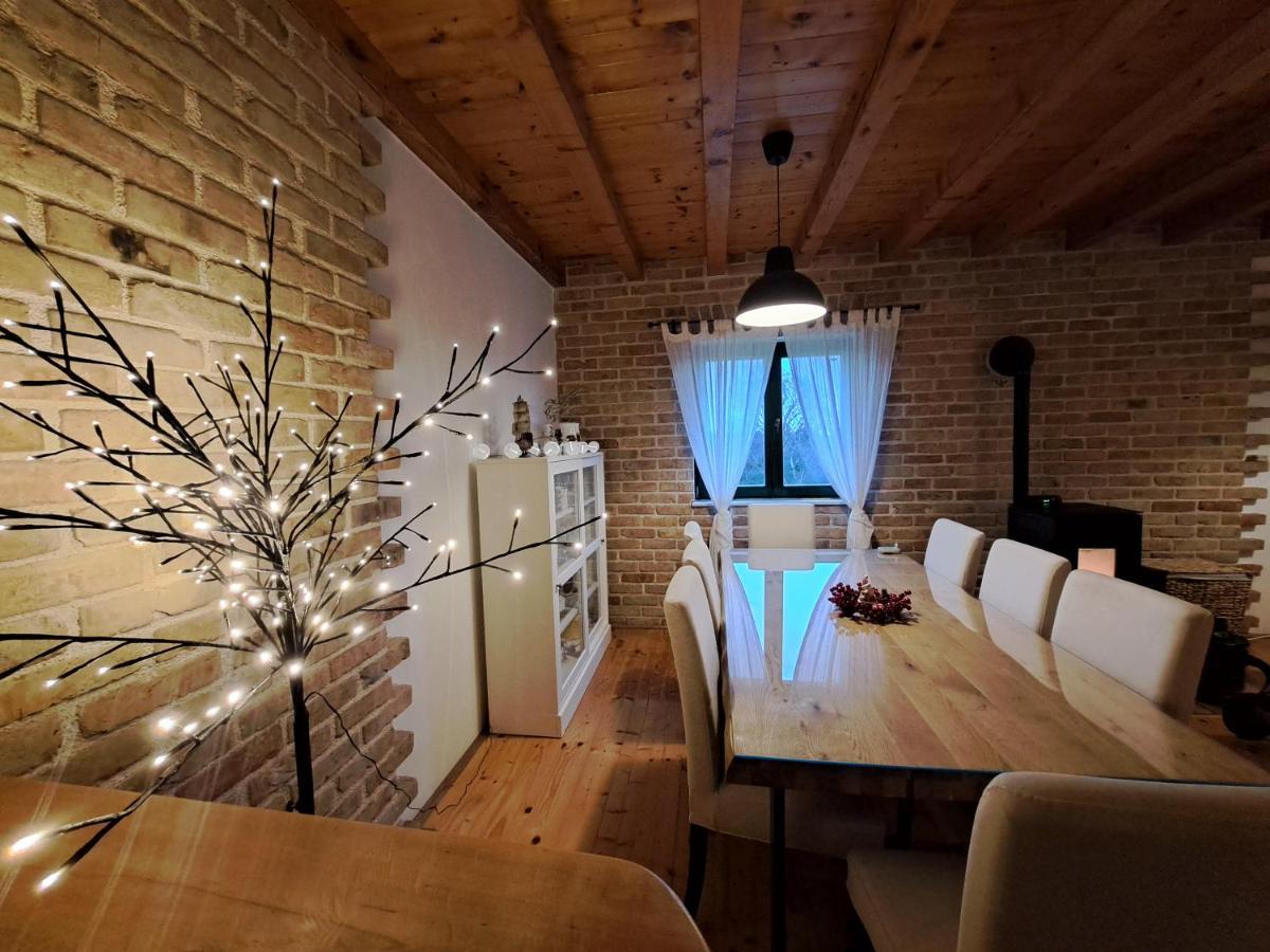Villa Stone Pearl With Heated Swimming Pool Sveti Filip i Jakov Eksteriør billede